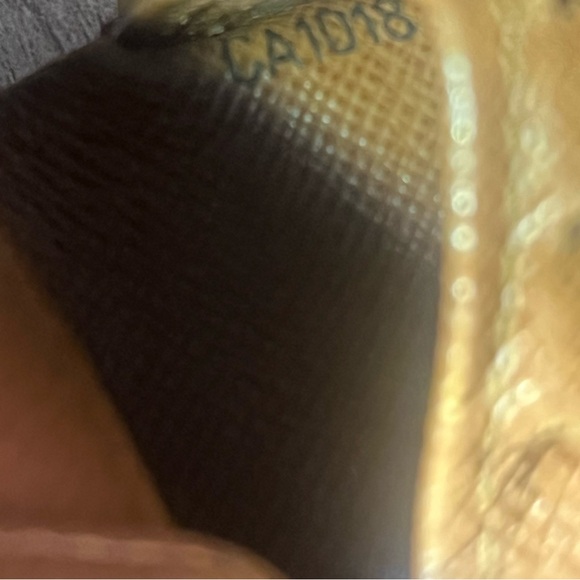 Louis Vuitton Men’s Wallet (Full Set) - Picture 15 of 15